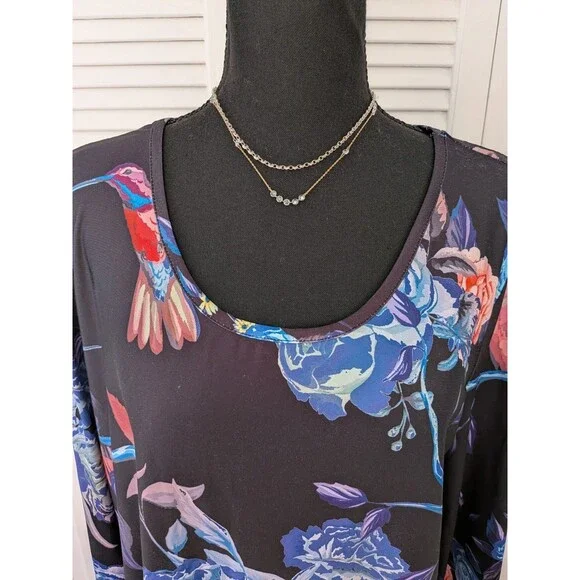 Lily By Firmiana Tunic Womens 1X Multi Floral Humming Bird Blouse Top Stretch - Picture 2 of 12